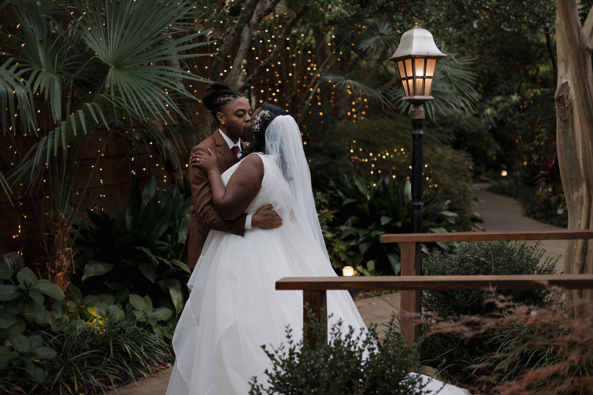 Just married portraits at the River Road & Jasmine Houses & Gardens in Columbia, South Carolina.